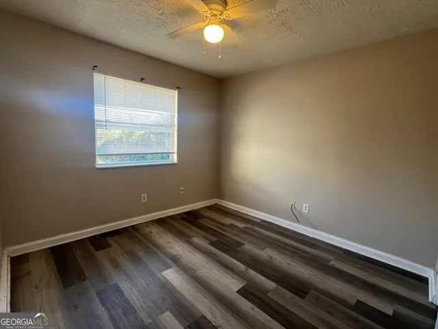 $900 | 2 7th Street, Unit F, Jackson, GA 30233