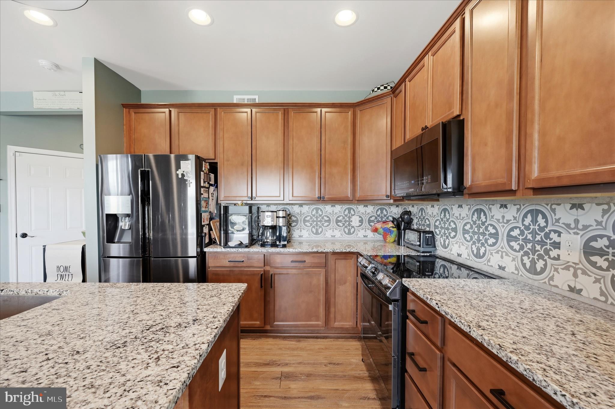 108 Shallow Creek Drive Ranson, WV 25438 - Photo 17 of 53 Granite Counters