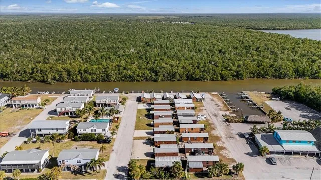 $160,000 | 825 Copeland Avenue, Unit 21, Everglades City, FL 34139