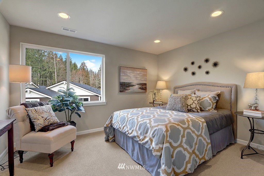 18627 45th Avenue Southeast Bothell, WA 98012 - Photo 11 of 23 Gallery Image 11