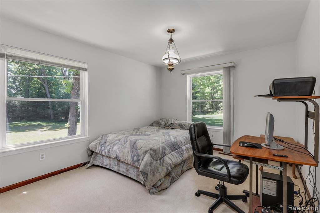 10100 Bridge Lake Road Clarkston, MI 48348 - Photo 13 of 39