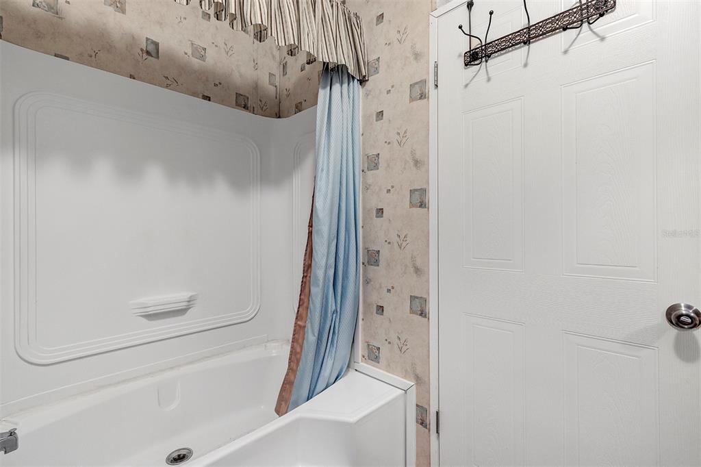 2756 Northeast 34th Road Wildwood, FL 34785 - Photo 22 of 42