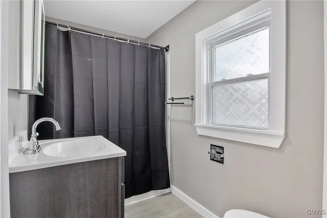 $194,900 | 246 West 5th Street, Oswego, NY 13126