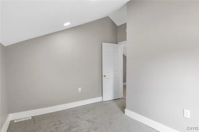 $194,900 | 246 West 5th Street, Oswego, NY 13126