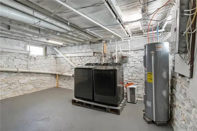 $194,900 | 246 West 5th Street, Oswego, NY 13126