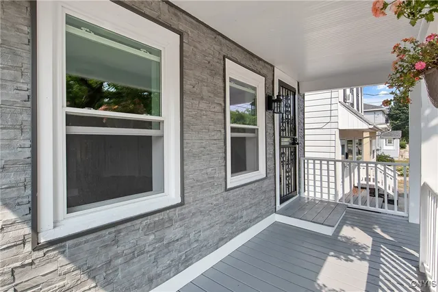 $194,900 | 246 West 5th Street, Oswego, NY 13126