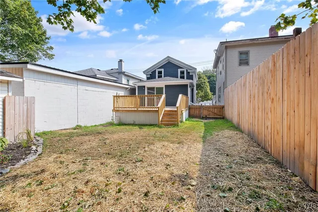 $194,900 | 246 West 5th Street, Oswego, NY 13126