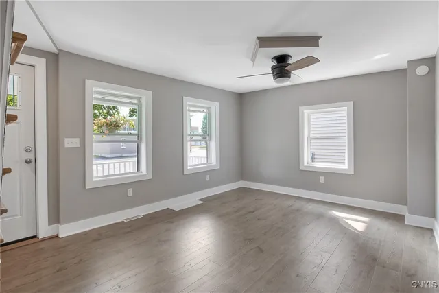 $194,900 | 246 West 5th Street, Oswego, NY 13126