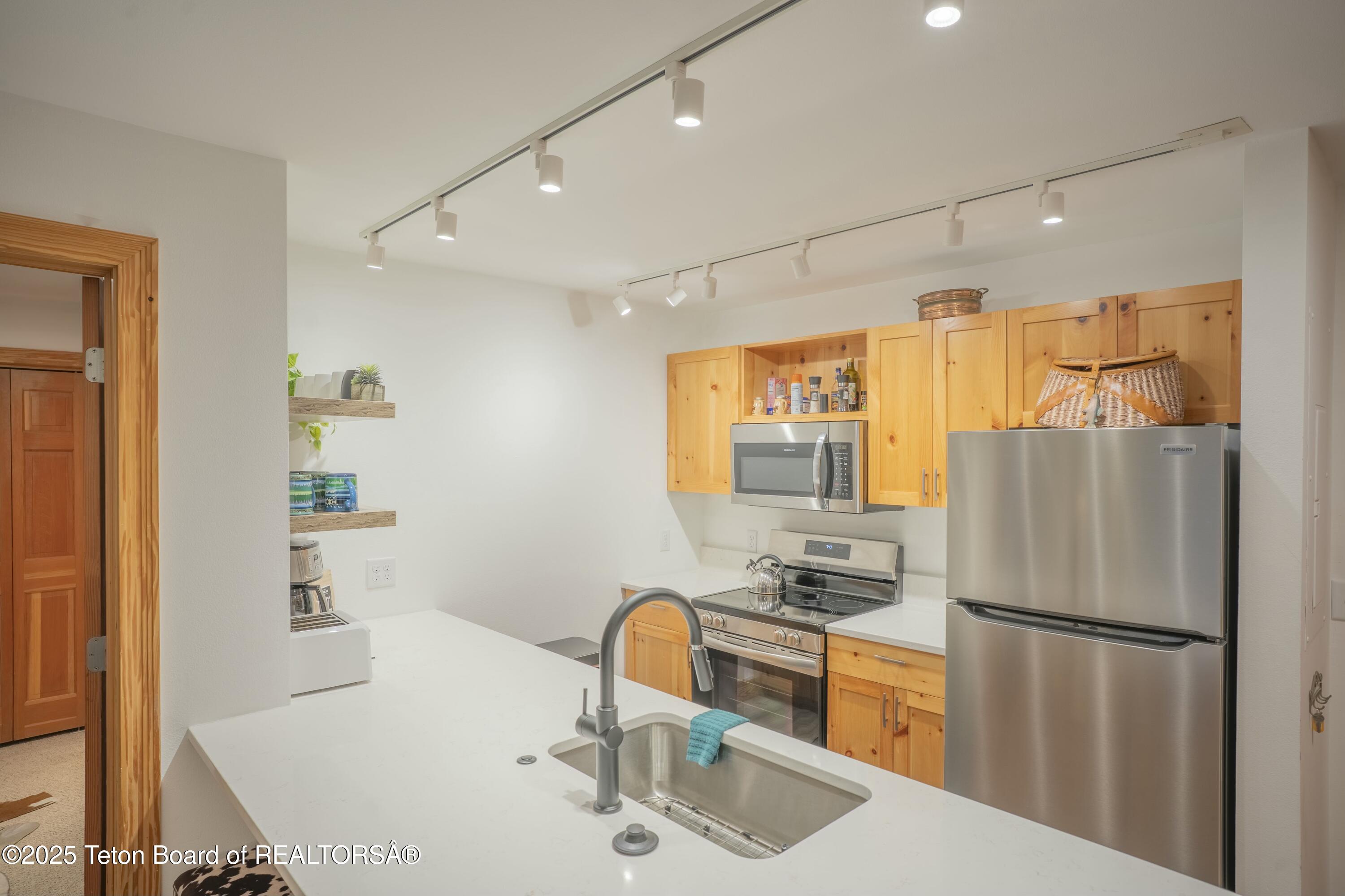 2740 Shadowmoon Lane, Unit 314 Driggs, ID 83422 - Photo 9 of 37 tempImageRYJ7Nl