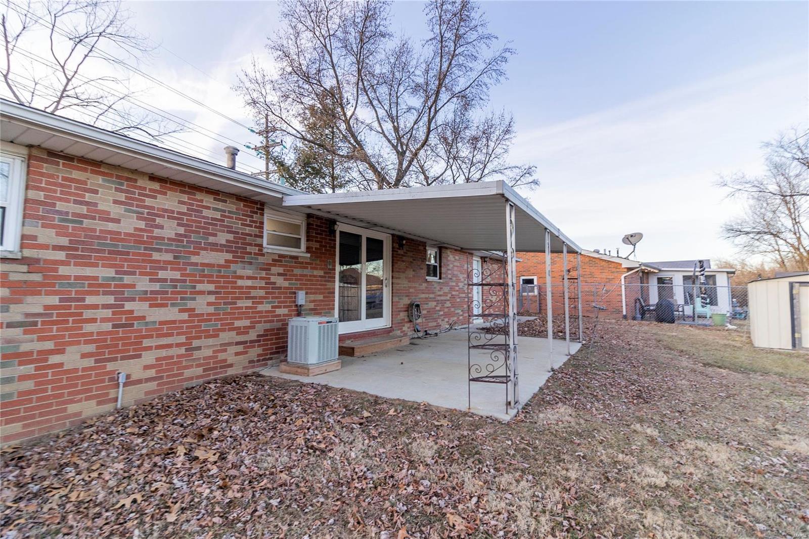 3903 Humbert Road Alton, IL 62002 - Photo 15 of 22 Gallery Image 15
