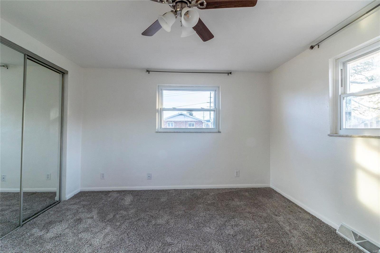 3903 Humbert Road Alton, IL 62002 - Photo 8 of 22 Gallery Image 8