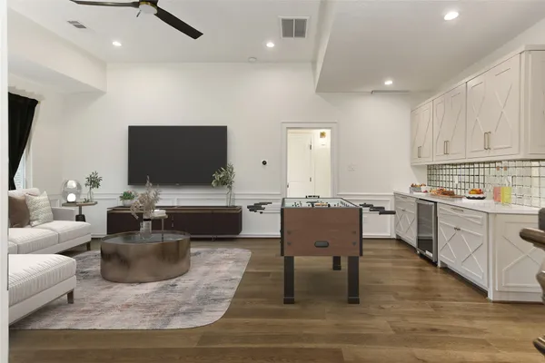 $1,489,000 | 170 Golden Shadow Circle, The Woodlands, TX 77381