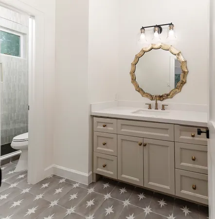 $1,489,000 | 170 Golden Shadow Circle, The Woodlands, TX 77381