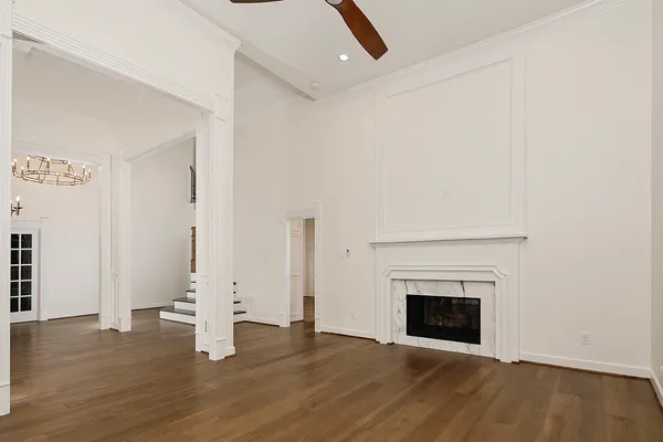 $1,489,000 | 170 Golden Shadow Circle, The Woodlands, TX 77381