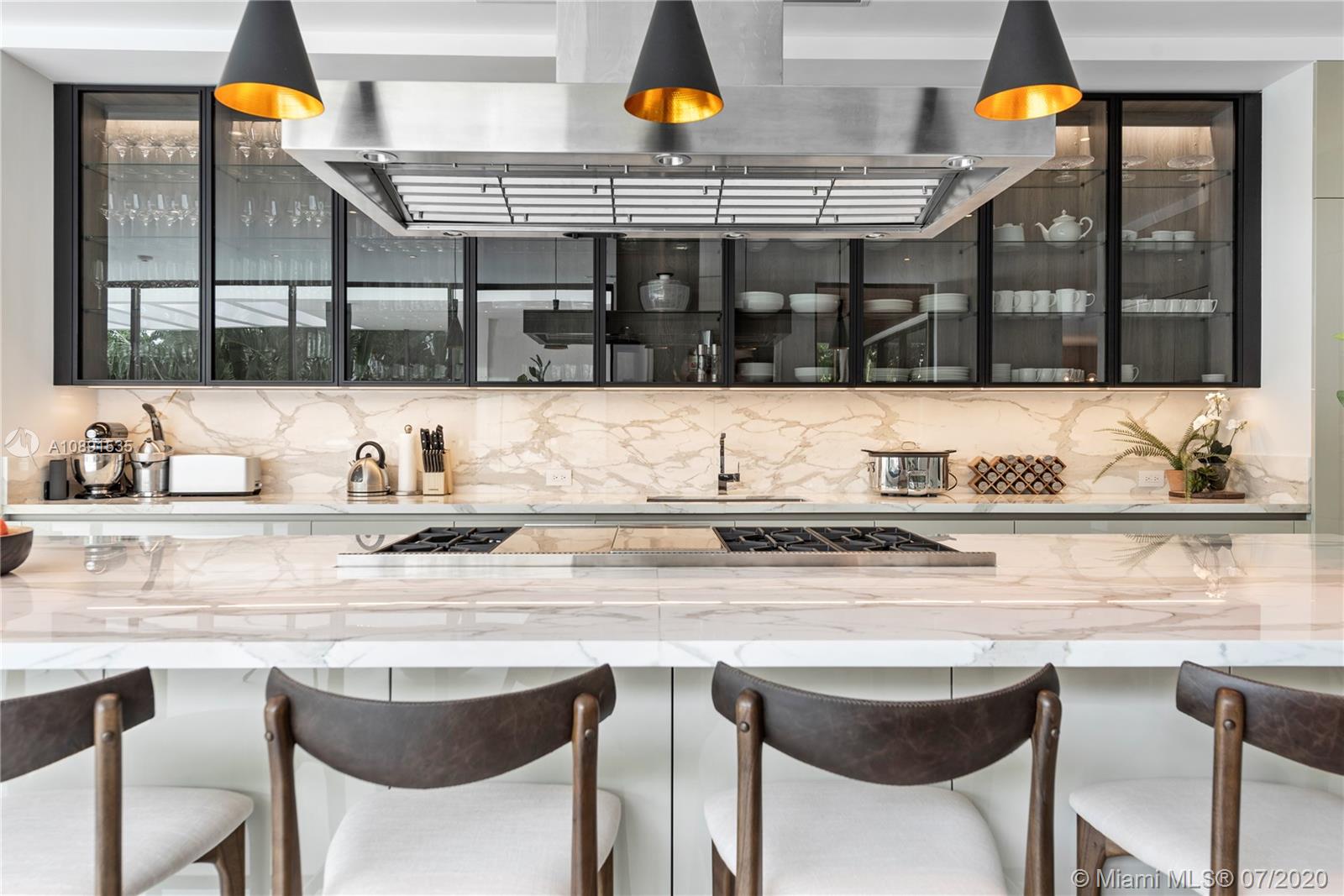 Sunset Islands Miami Beach, FL 33140 - Photo 23 of 72