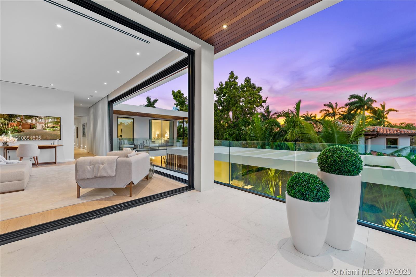 Sunset Islands Miami Beach, FL 33140 - Photo 52 of 72