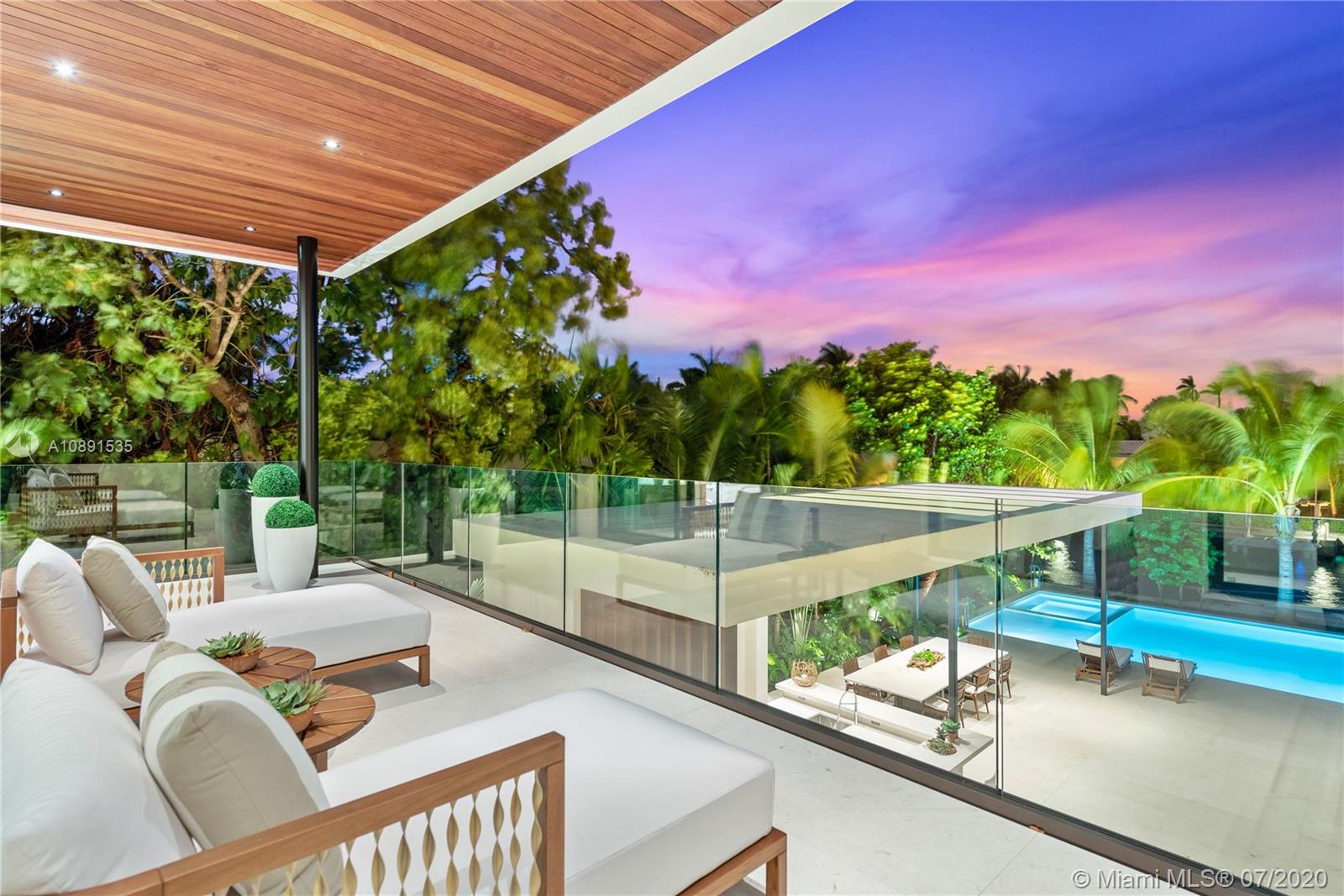 Sunset Islands Miami Beach, FL 33140 - Photo 54 of 72