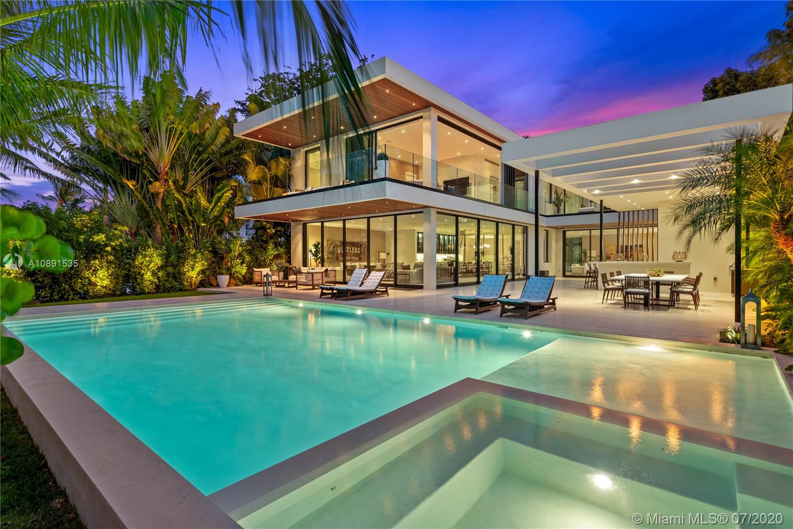 Sunset Islands Miami Beach, FL 33140 - Photo 56 of 72