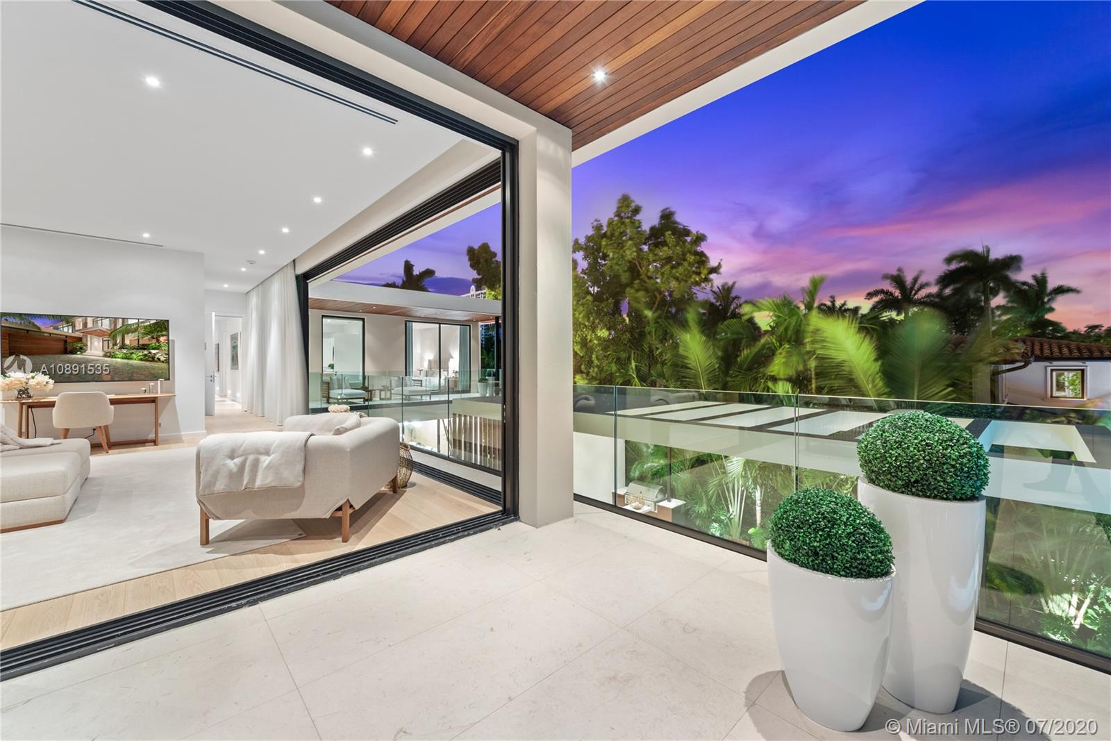 Sunset Islands Miami Beach, FL 33140 - Photo 69 of 72