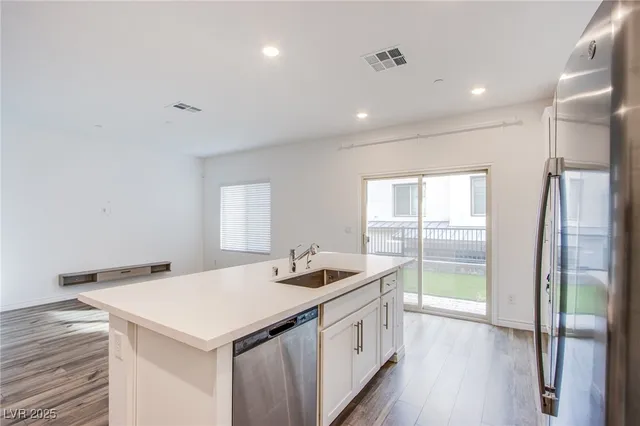 $3,000 | 600 Carriage Hill Drive, Unit 1179, Las Vegas, NV 89138