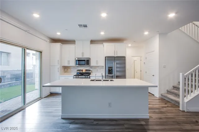 $3,000 | 600 Carriage Hill Drive, Unit 1179, Las Vegas, NV 89138