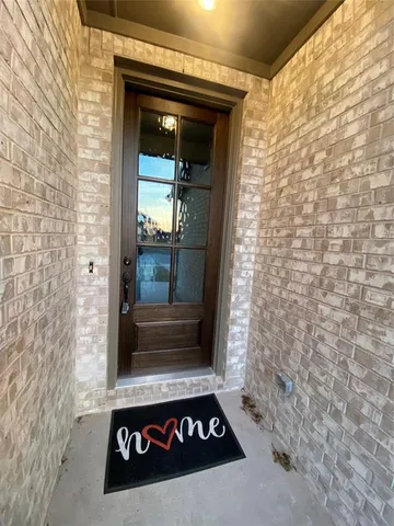 $459,990 | 140 Kenilworth Lane, Greenville, TX 75401