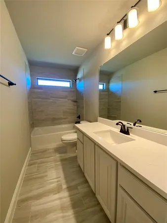 $459,990 | 140 Kenilworth Lane, Greenville, TX 75401