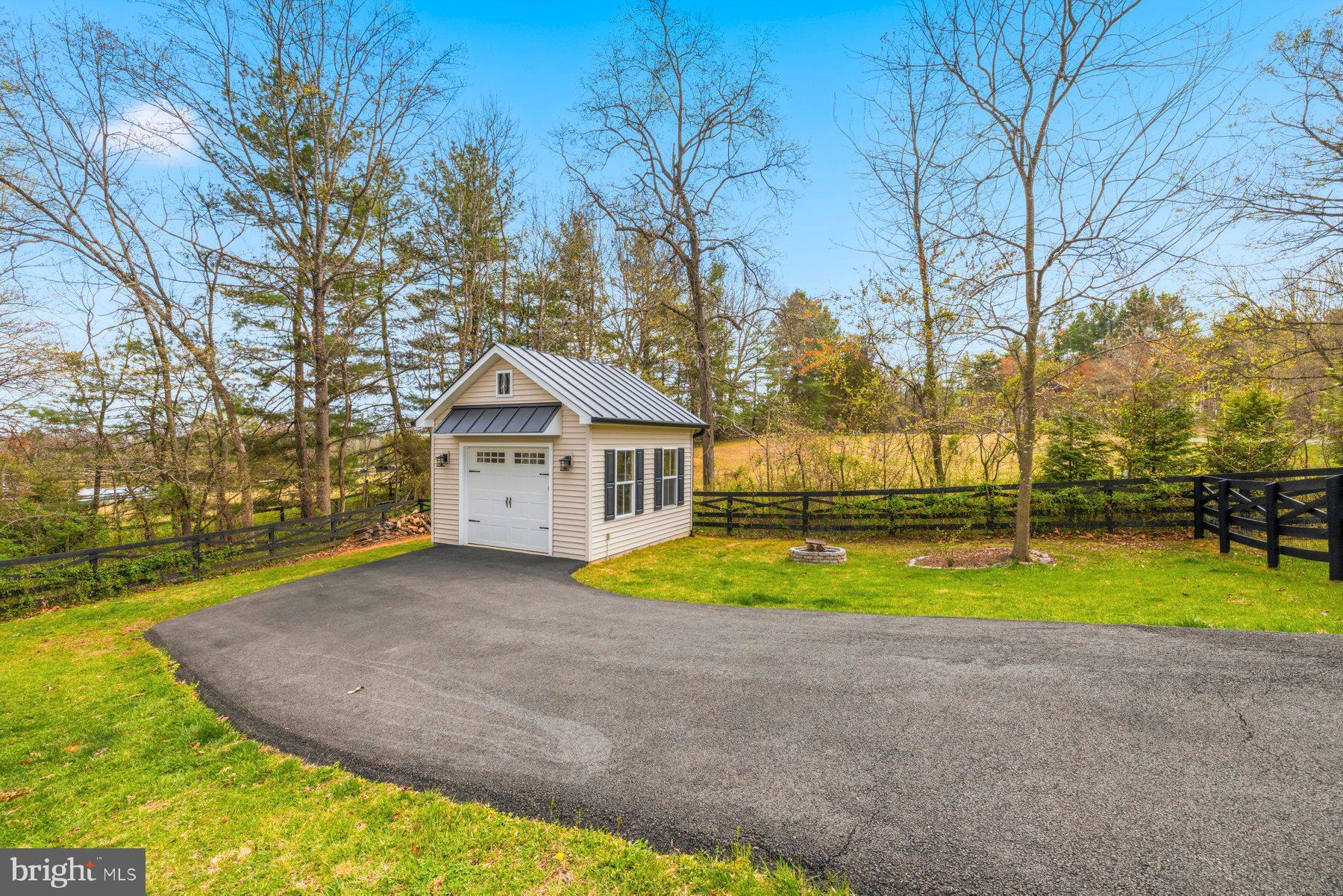 7135 Leeds Manor Road Marshall, VA 20115 - Photo 15 of 48