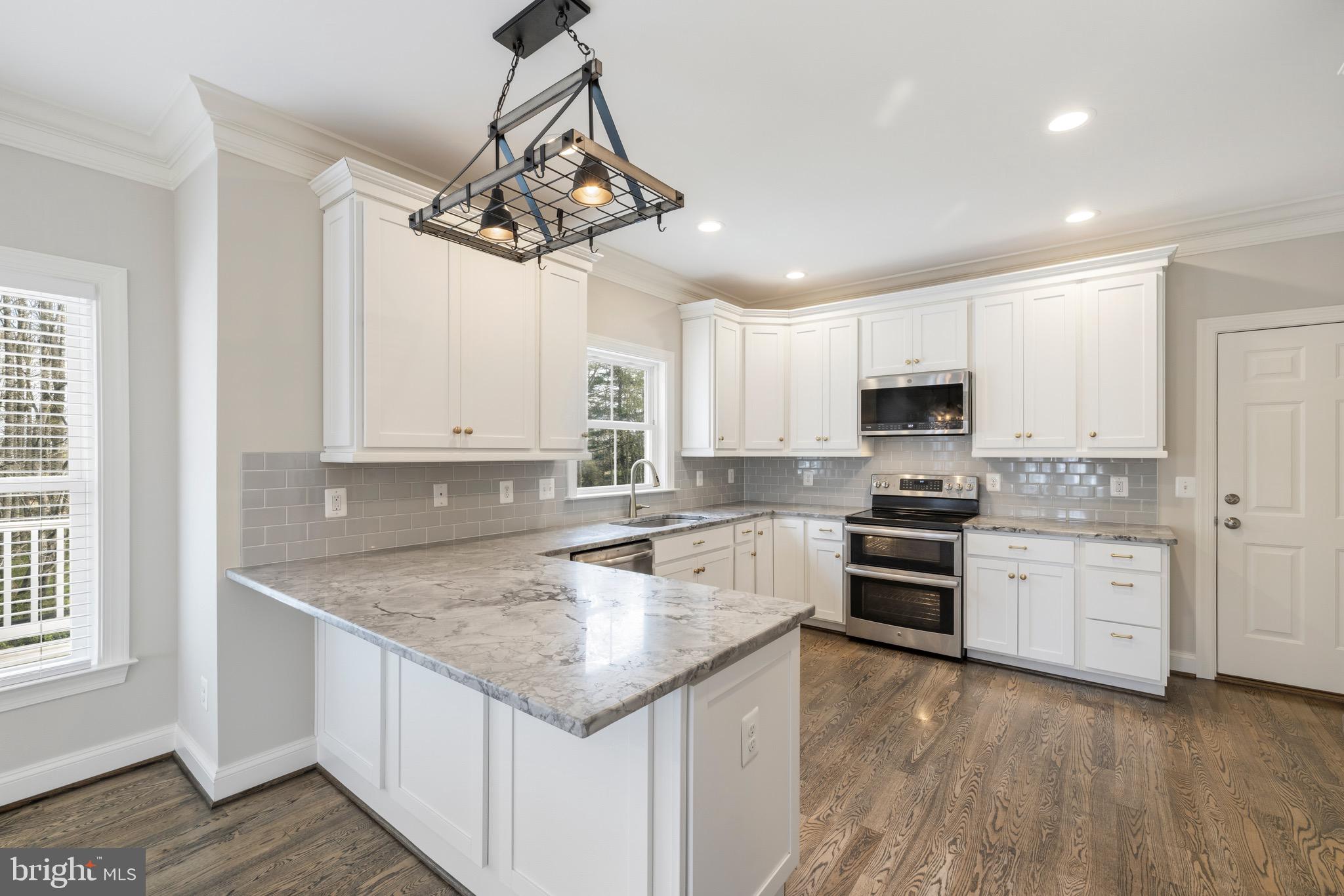 7135 Leeds Manor Road Marshall, VA 20115 - Photo 19 of 48