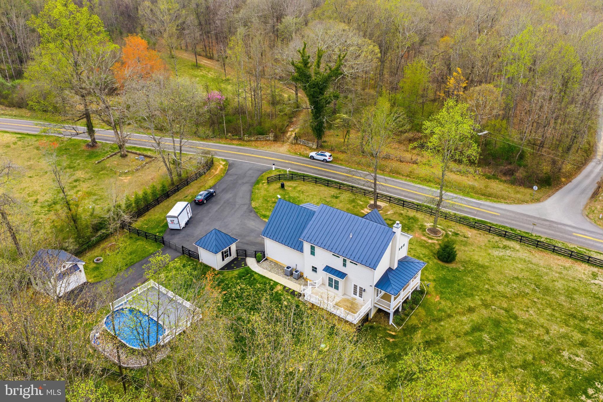 7135 Leeds Manor Road Marshall, VA 20115 - Photo 10 of 48