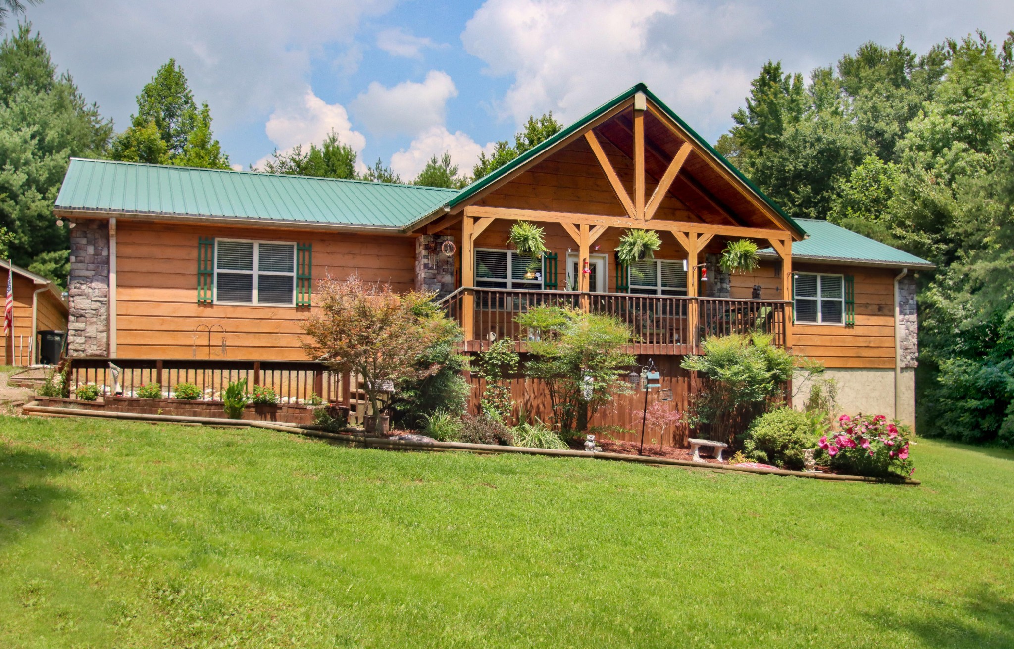 179 Massingale Road Tellico Plains, TN 37385 - Photo 1 of 26 Gallery Image 1