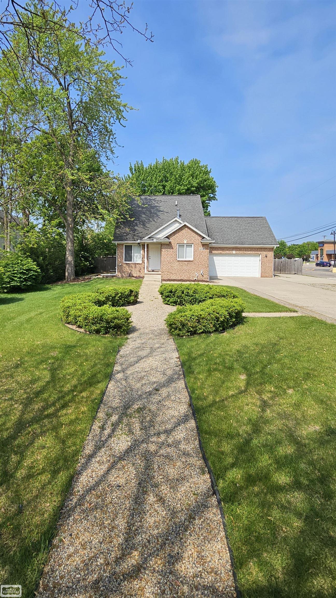 42947 Utica Road Sterling Heights, MI 48314 - Photo 2 of 52 50142273-e86cfa24-fae5-4858-9af6-ed9efc23b2af.JPG