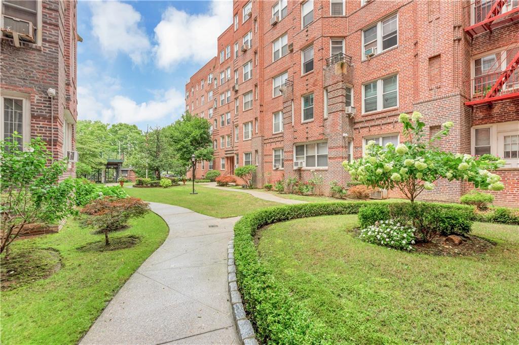 8701 Shore Road, Unit 131 Brooklyn, NY 11209 - Photo 9 of 13 Gallery Image 9
