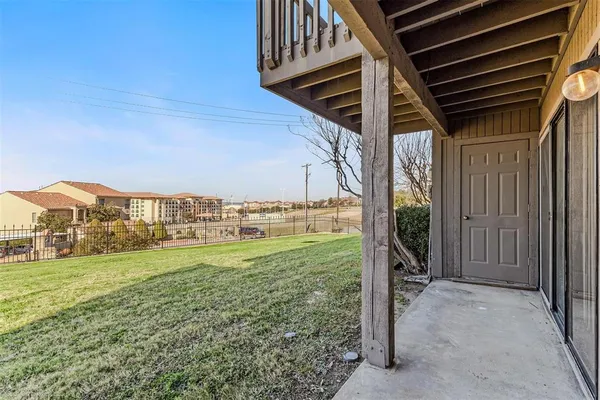 $1,825 | 925 Signal Ridge Place, Rockwall, TX 75032