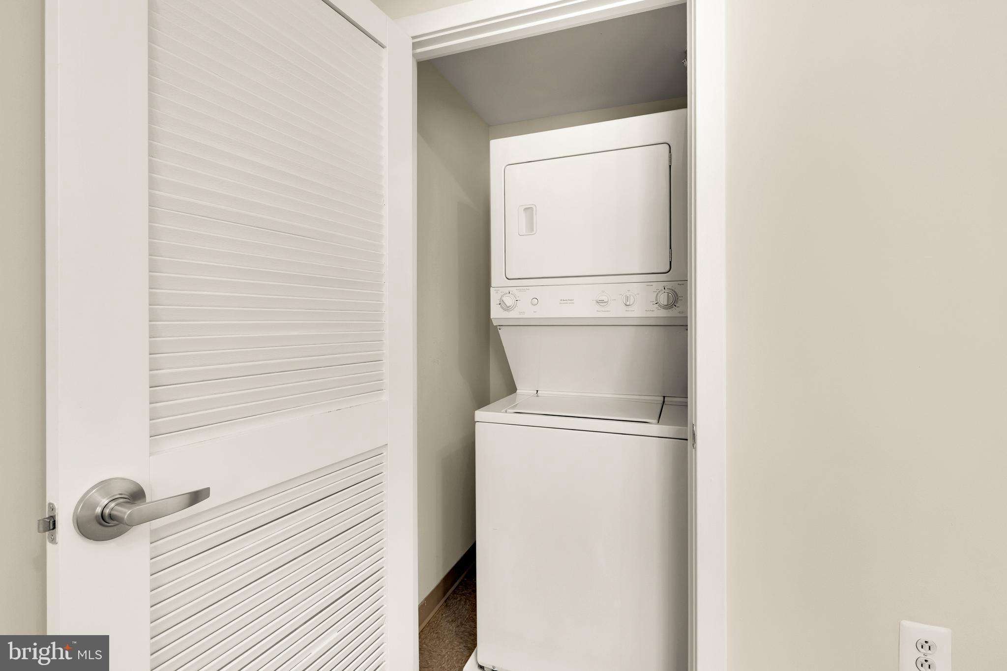 1010 Massachusetts Avenue Northwest, Unit 211 Washington, DC 20001 - Photo 19 of 27