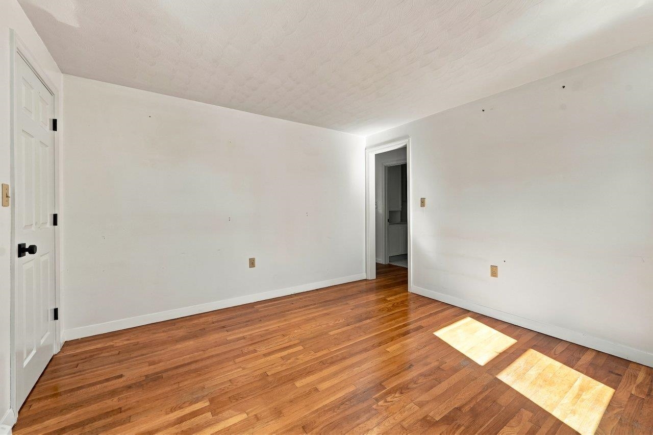 289 North River Road Lee, NH 03861 - Photo 20 of 35 Gallery Image 20