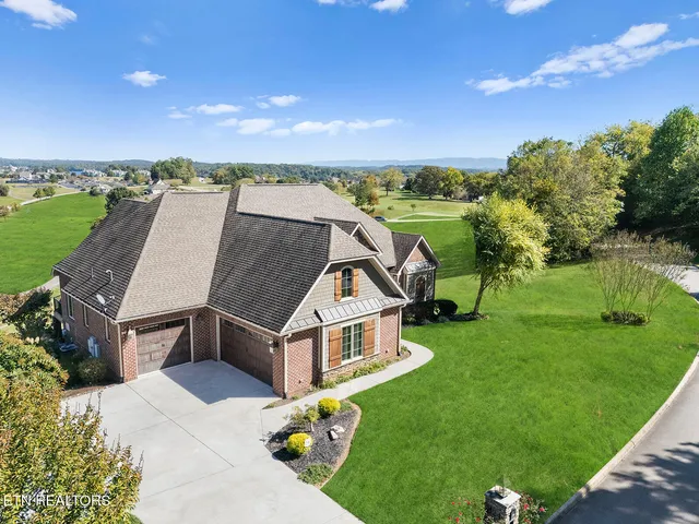 $1,265,000 | 124 Eagle Circle, Vonore, TN 37885