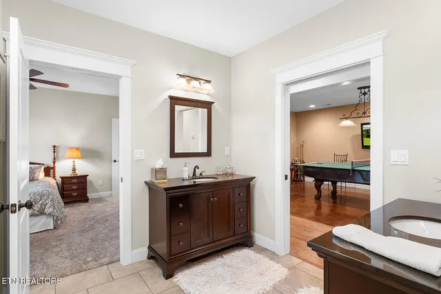 $1,265,000 | 124 Eagle Circle, Vonore, TN 37885