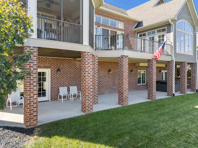 $1,265,000 | 124 Eagle Circle, Vonore, TN 37885