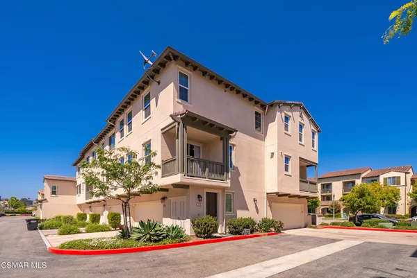 $669,000 | 586 Pioneer Street, Camarillo, CA 93010