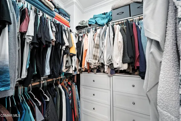 $669,000 | 586 Pioneer Street, Camarillo, CA 93010