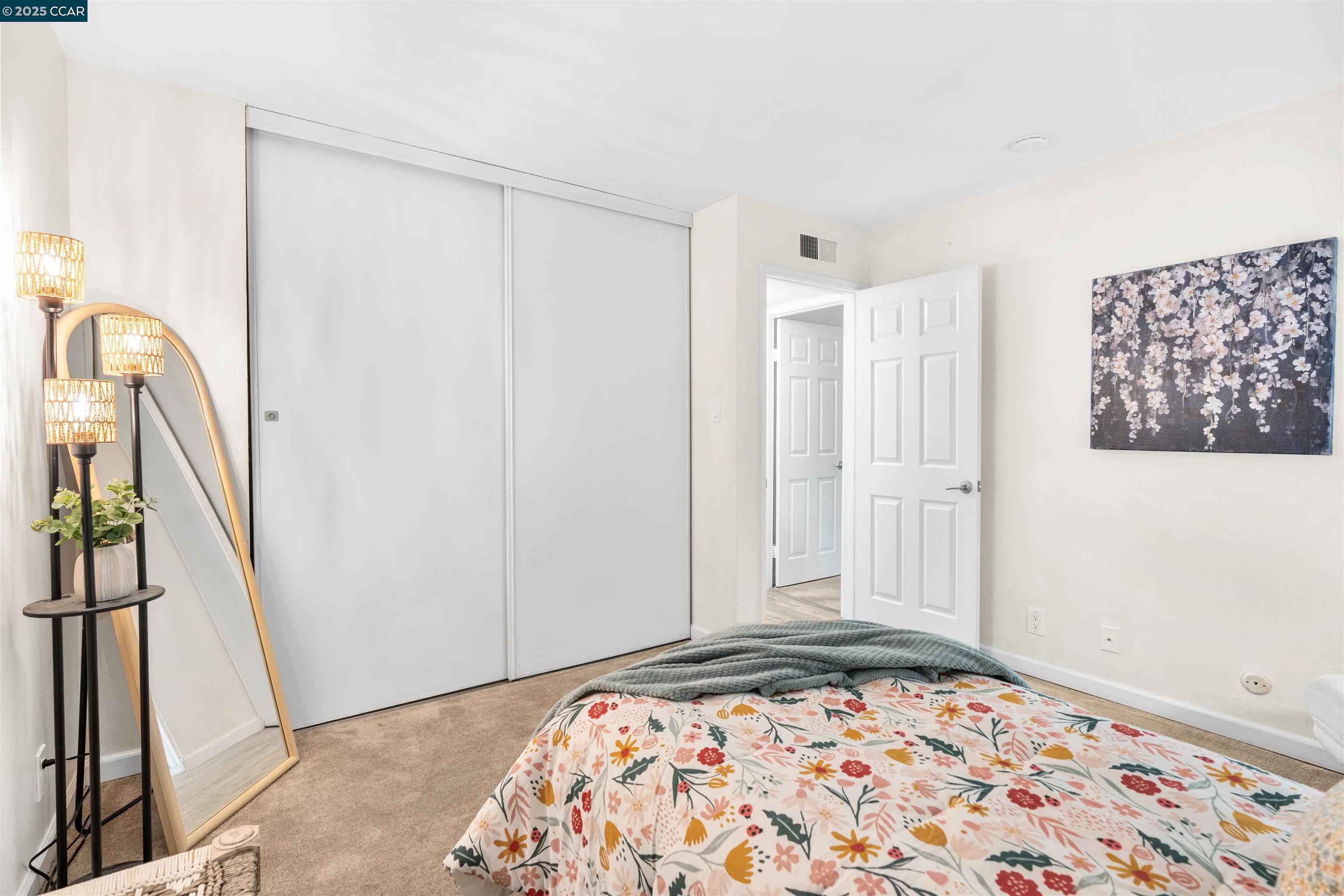 2720 Oak Road, Unit 129 Walnut Creek, CA 94597 - Photo 21 of 32