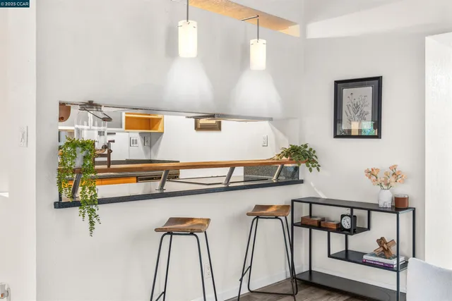 $399,000 | 2720 Oak Road, Unit 129, Walnut Creek, CA 94597