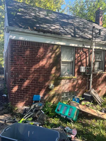 $39,900 | 16232 Manning Street, Detroit, MI 48205