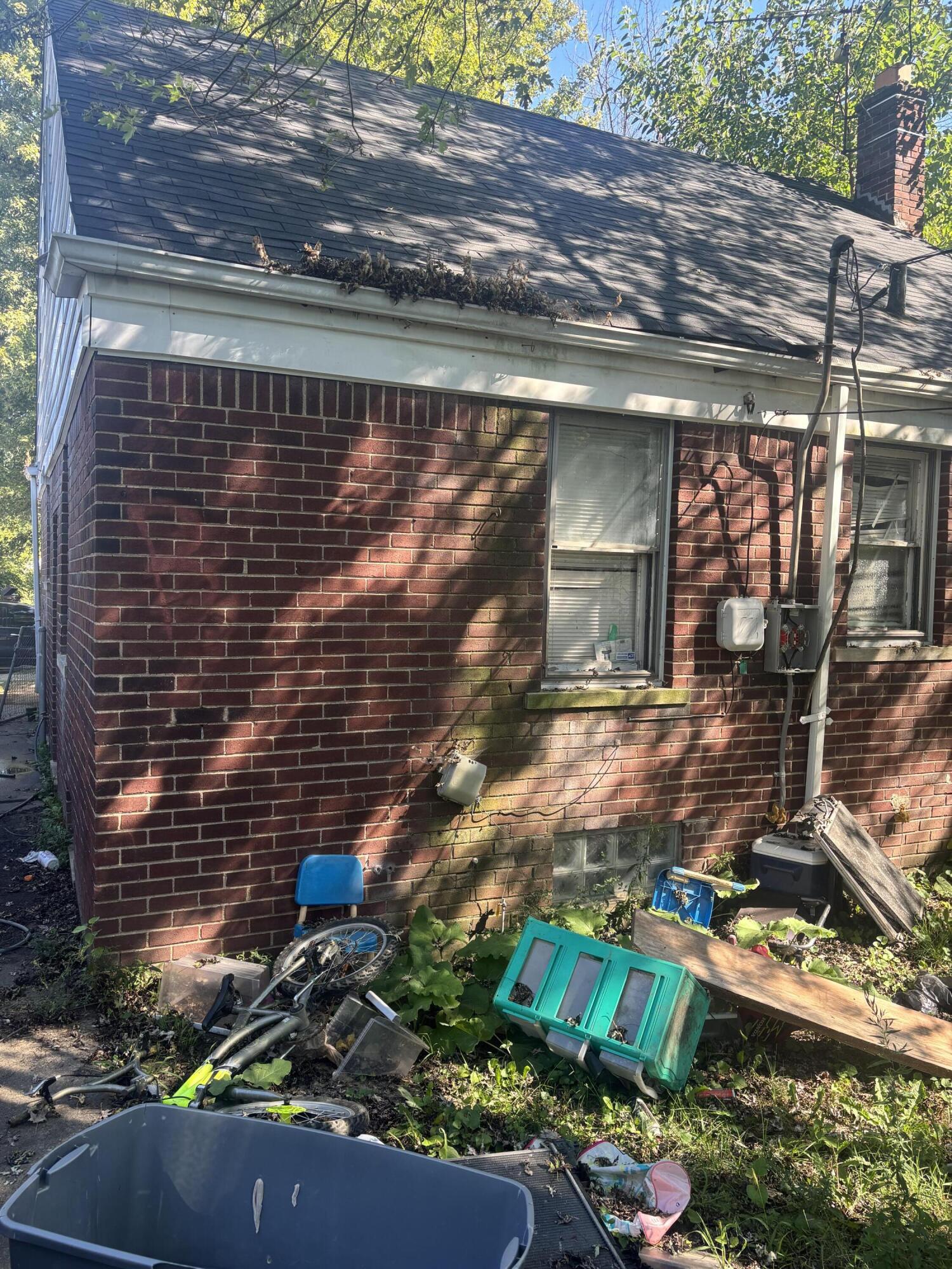 16232 Manning Street Detroit, MI 48205 - Photo 2 of 9 IMG_4424