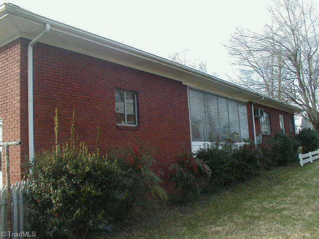 902 Johnson Street High Point, NC 27262 - Photo 3 of 7 Other. side