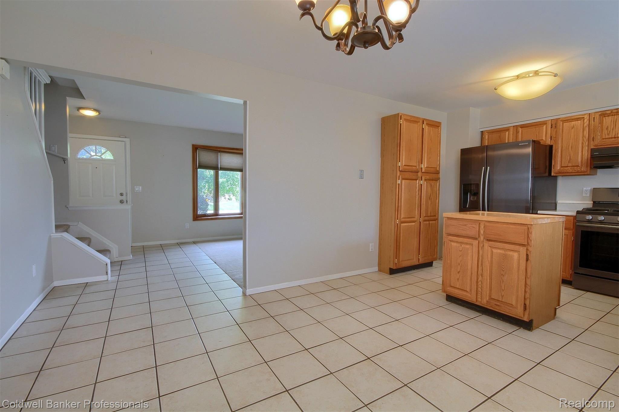 6151 Raintree Drive Canton, MI 48187 - Photo 16 of 24 Breakfast nook view #2