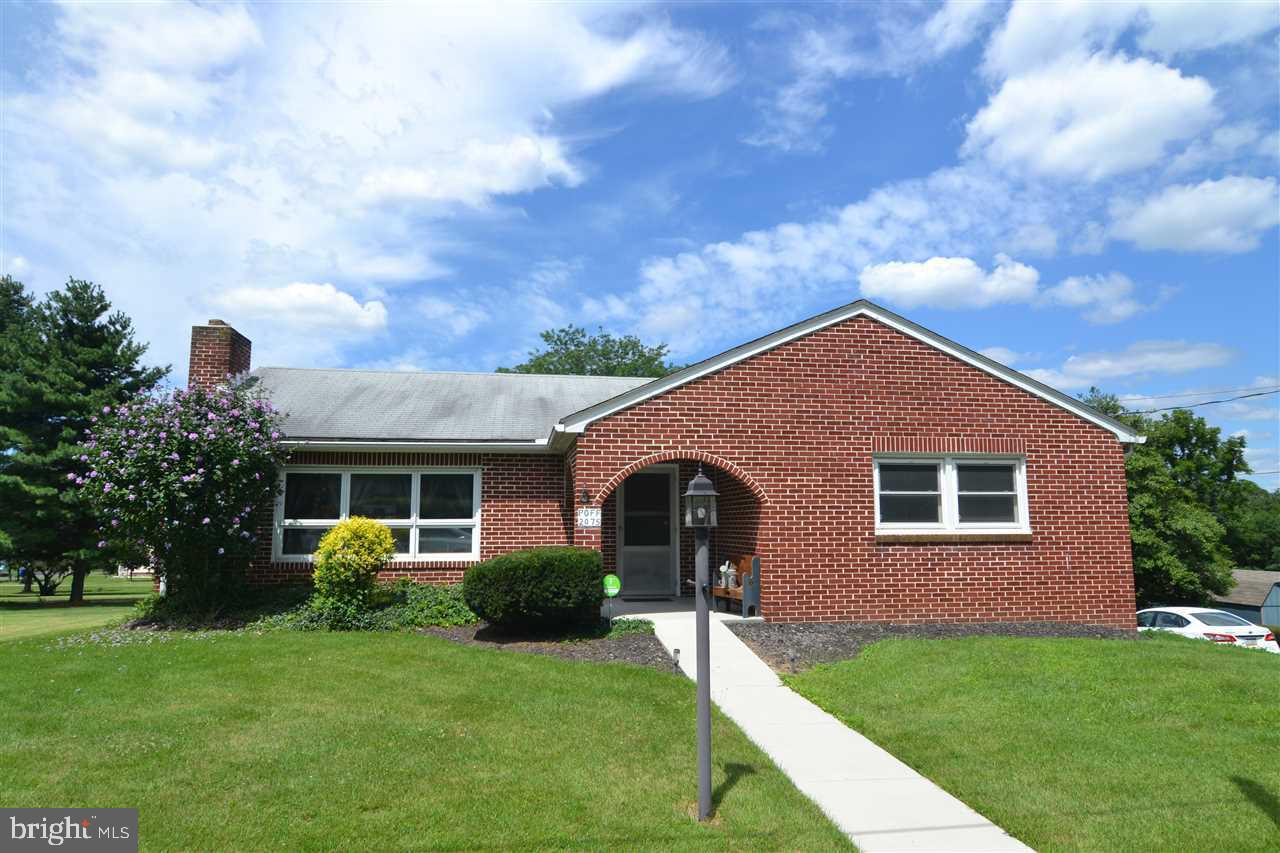 2075 Winding Road York, PA 17408 - Photo 1 of 36