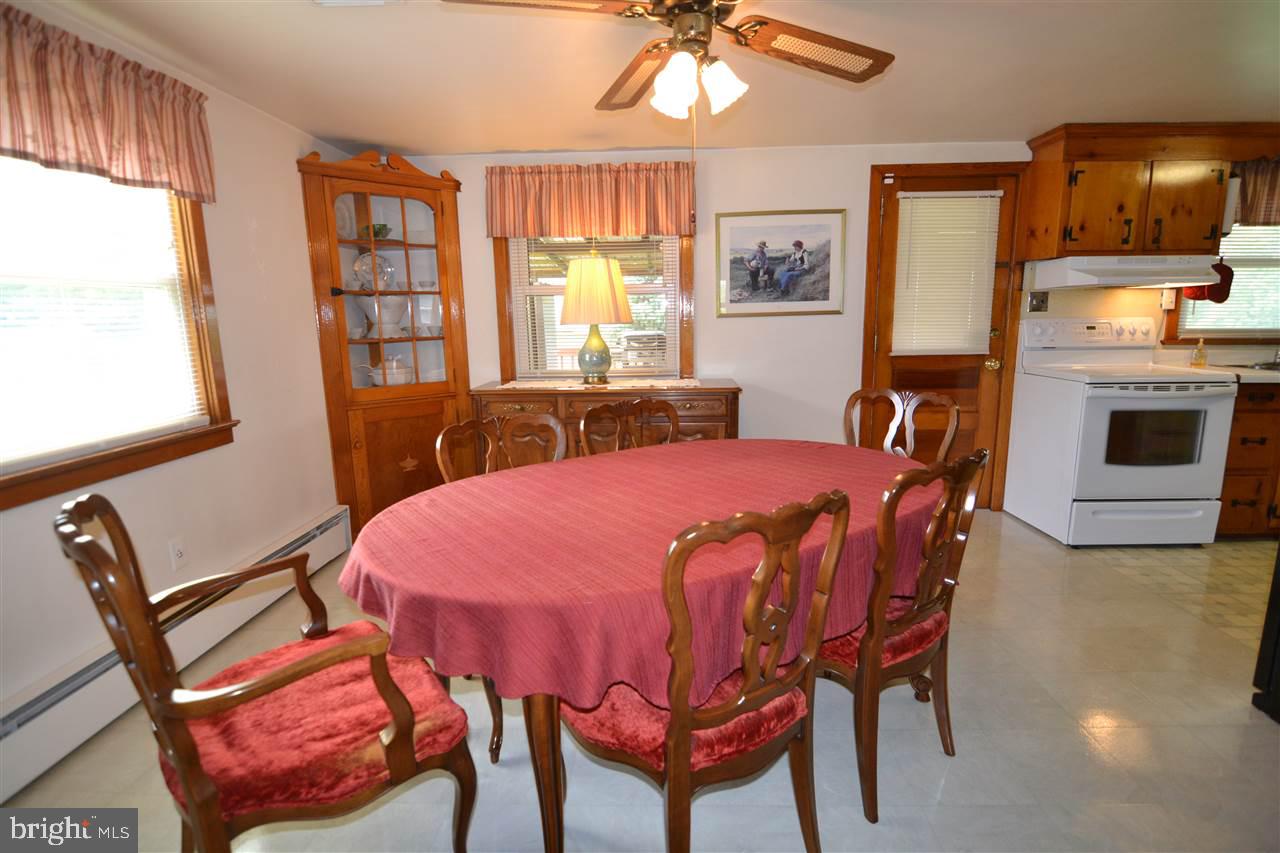 2075 Winding Road York, PA 17408 - Photo 14 of 36