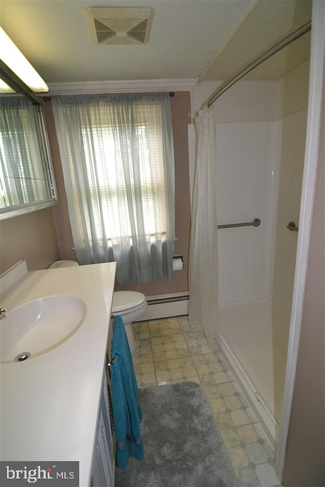 2075 Winding Road York, PA 17408 - Photo 25 of 36
